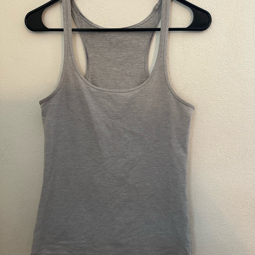 Lululemon Athletica Gray Fitted Sleeveless Tank Top
